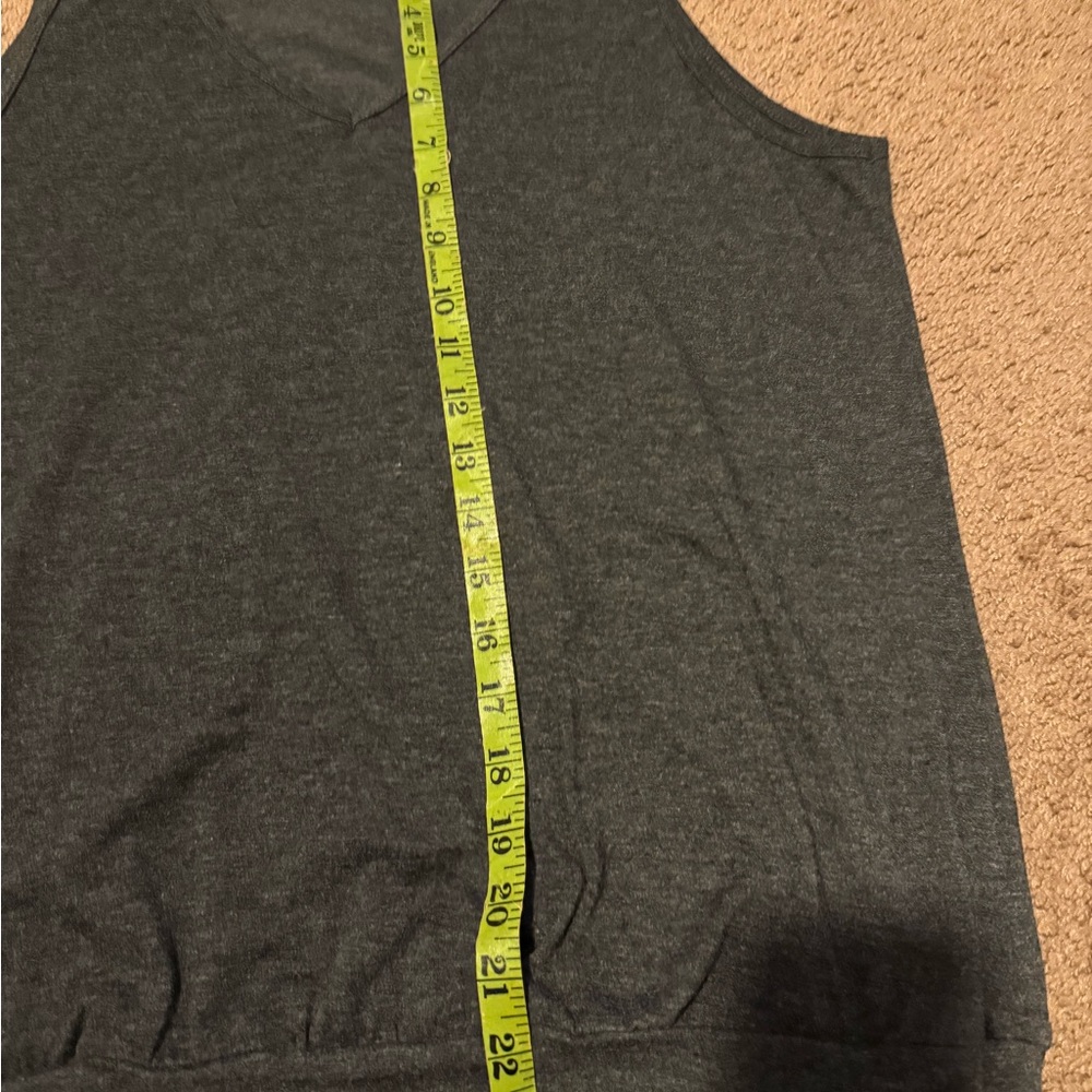 Grey Tank Top - Picture 4 of 4